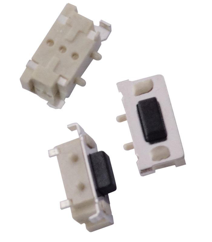 Switch 4 broches rectangle 3 x 6 x 3.5 mm - Lot de 5 Switch 4 broches rectangle 3 x 6 x 3.5 mm - Lot de 5