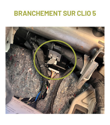 Emplacement de la gateway sur Renault Clio 5: derrière la boîte à gants.